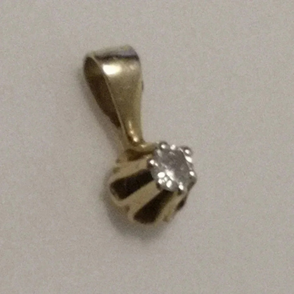 14k diamond  pendant - Picture 2 of 4
